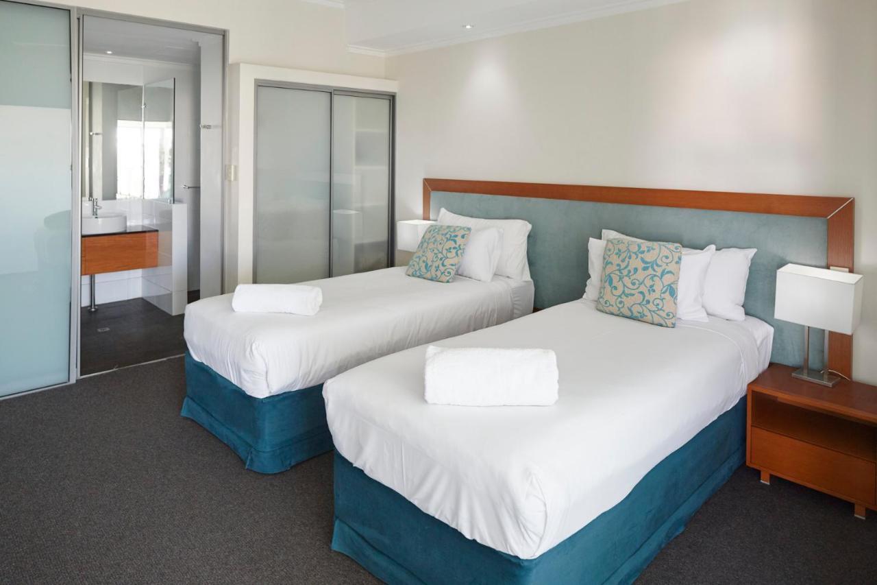 Hotel Seashells Mandurah Esterno foto