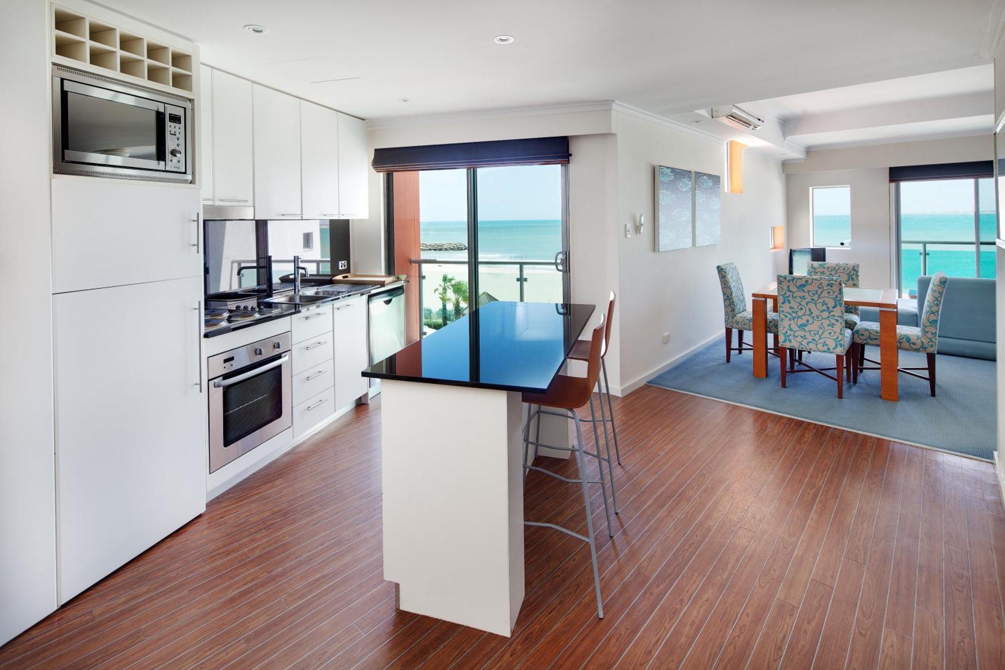 Hotel Seashells Mandurah Esterno foto