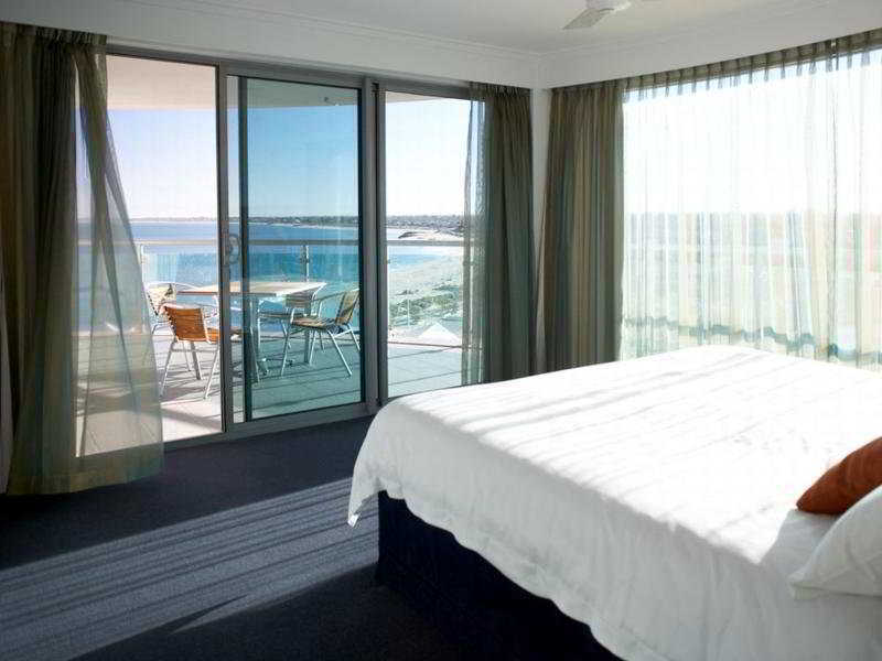 Hotel Seashells Mandurah Esterno foto