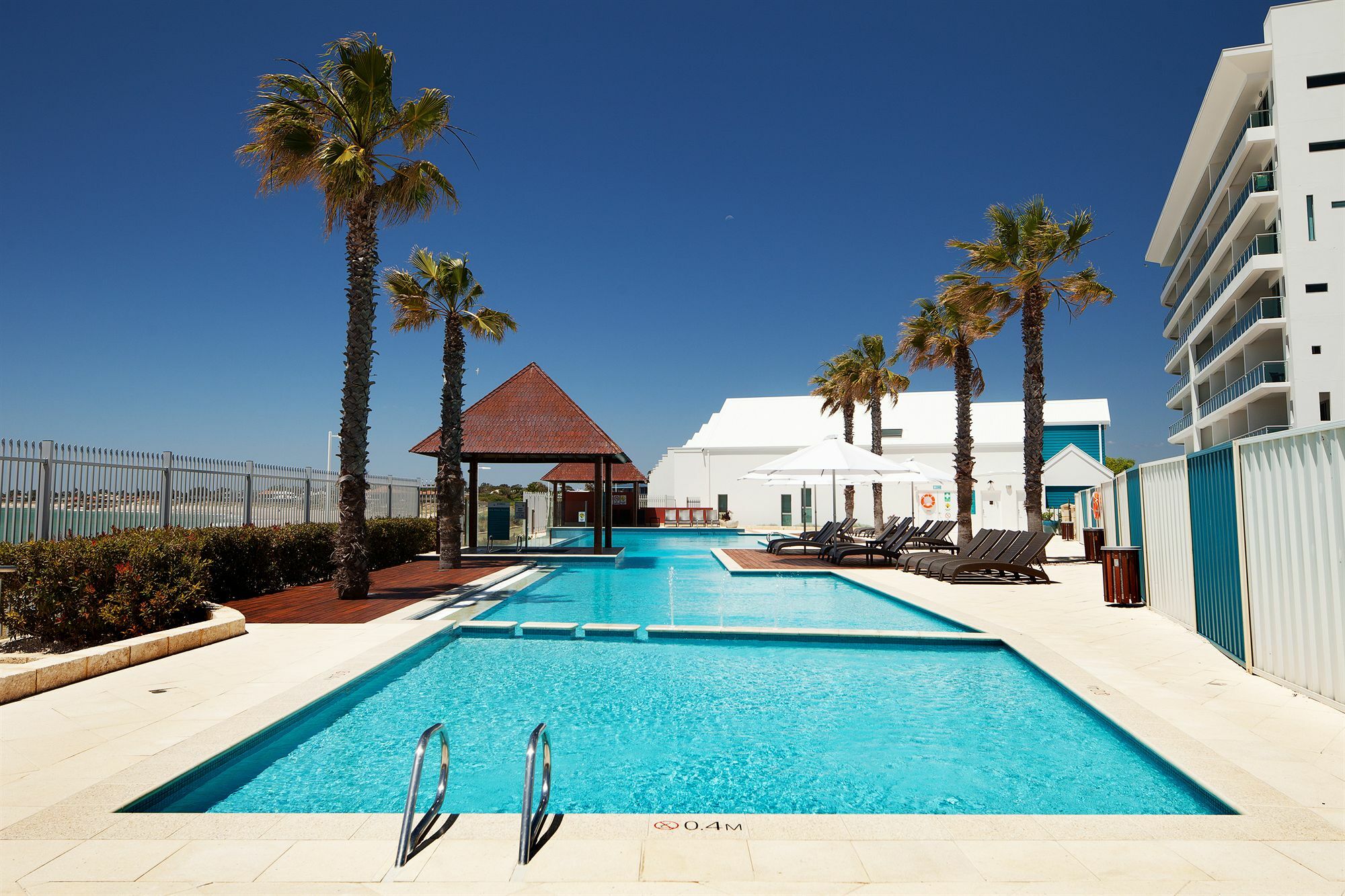 Hotel Seashells Mandurah Esterno foto
